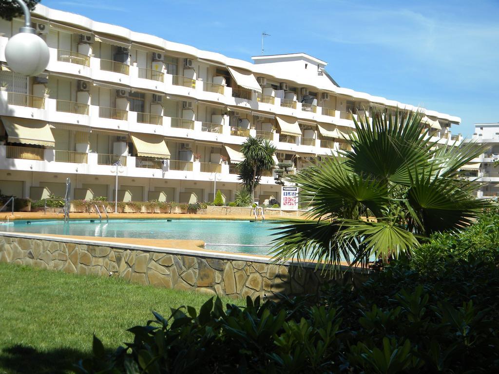 Apartamentos Internacional Arysal กัมบริลส์ ภายนอก รูปภาพ