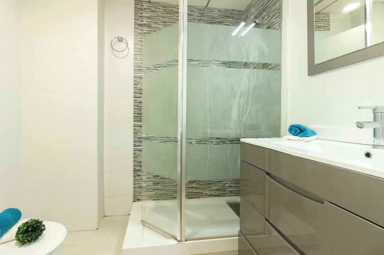 Apartamentos Internacional Arysal กัมบริลส์ ภายนอก รูปภาพ