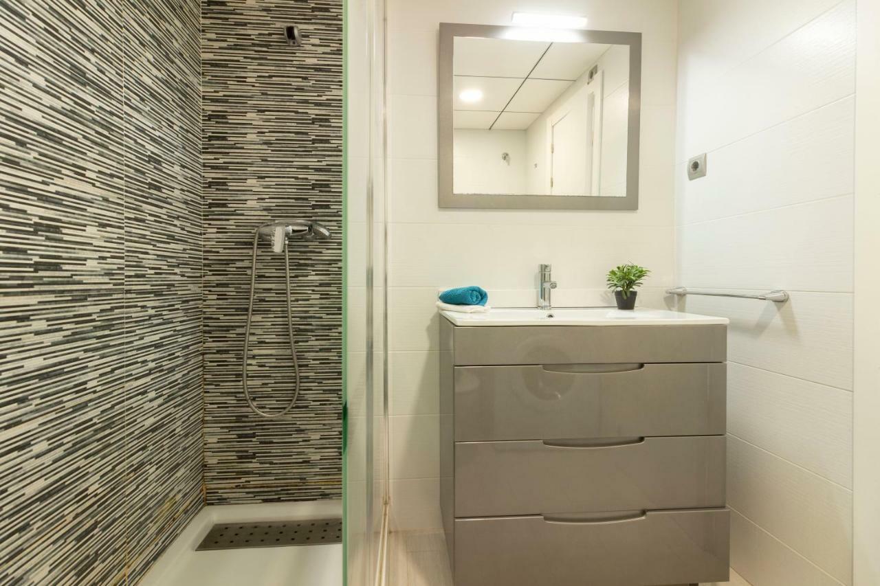 Apartamentos Internacional Arysal กัมบริลส์ ภายนอก รูปภาพ