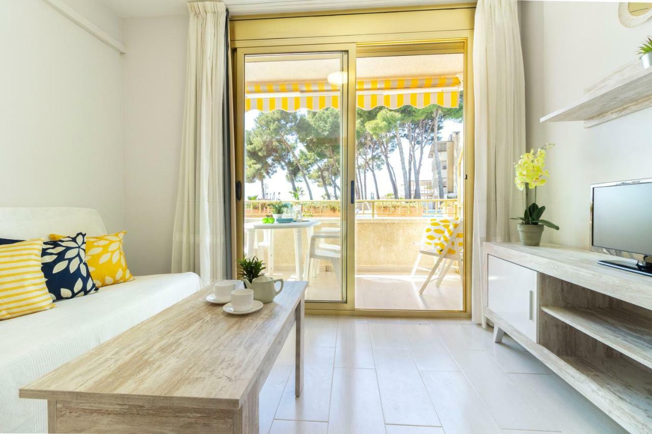 Apartamentos Internacional Arysal กัมบริลส์ ภายนอก รูปภาพ