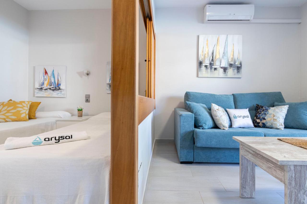 Apartamentos Internacional Arysal กัมบริลส์ ภายนอก รูปภาพ