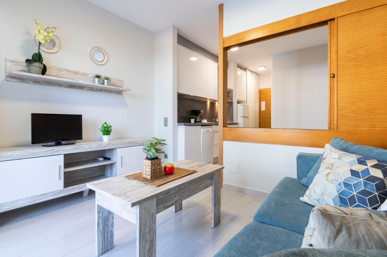 Apartamentos Internacional Arysal กัมบริลส์ ภายนอก รูปภาพ