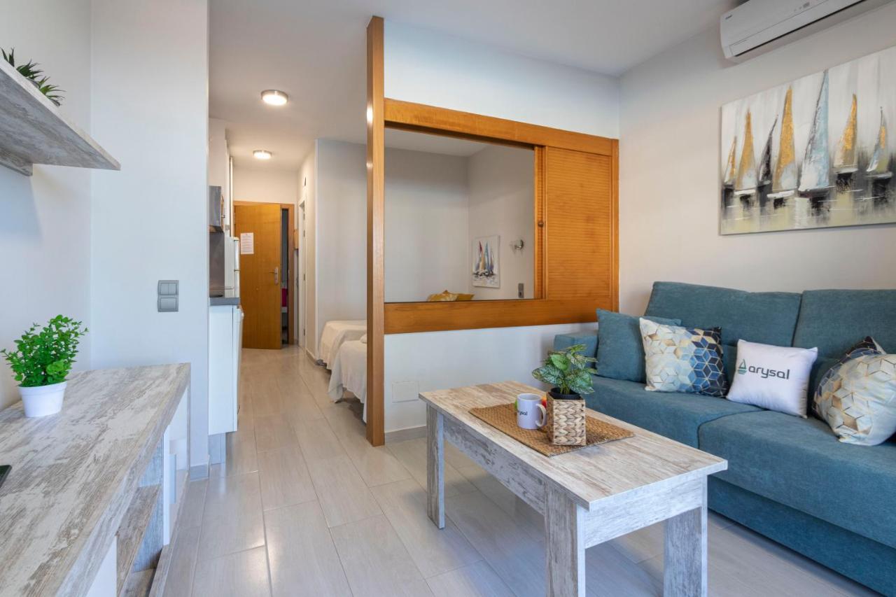 Apartamentos Internacional Arysal กัมบริลส์ ภายนอก รูปภาพ